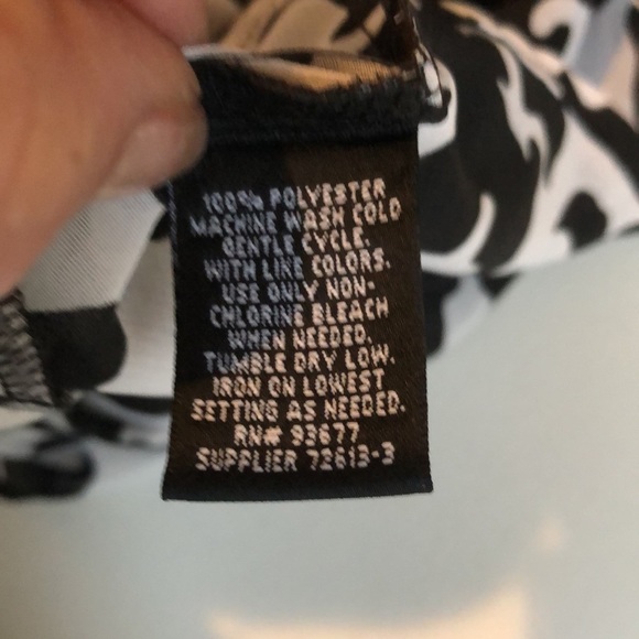 Nicole Miller large sleeveless high low semi sheer top black and aqua green - Picture 11 of 12